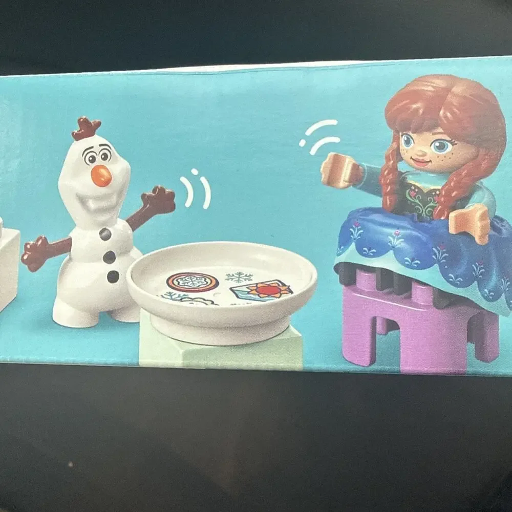 LEGO DUPLO Disney Anna and Elsa’s Frozen Castle Party. New Sealed In Box